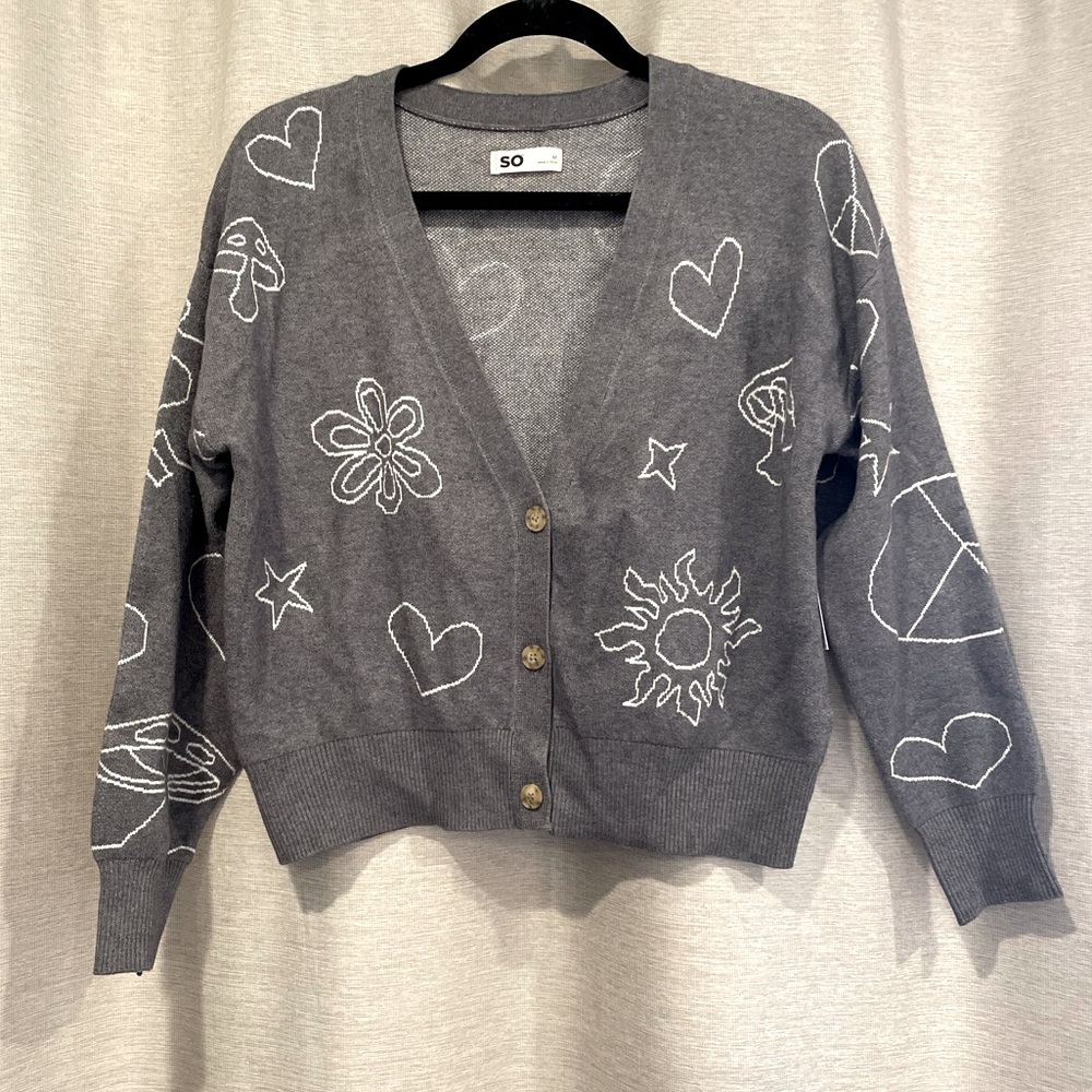 NWT SO Gray Button up Cropped Sweater with Sun, Mushrooms, Flowers, Etc. Sz: M